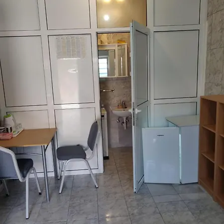 Rooms- Denis 3*
