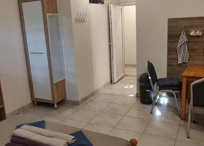 بيت ضيافة Rooms- Denis