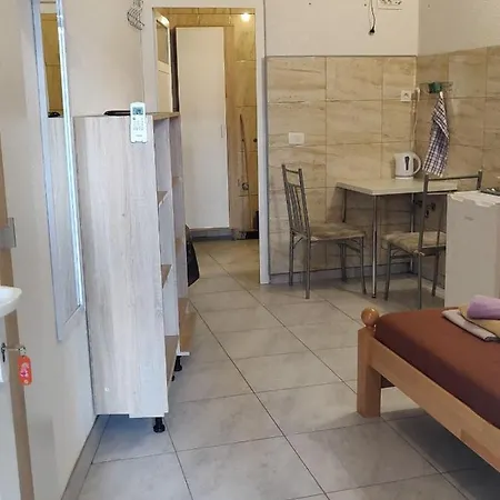Rooms- Denis 3*
