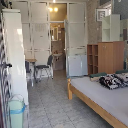Rooms- Denis 3*