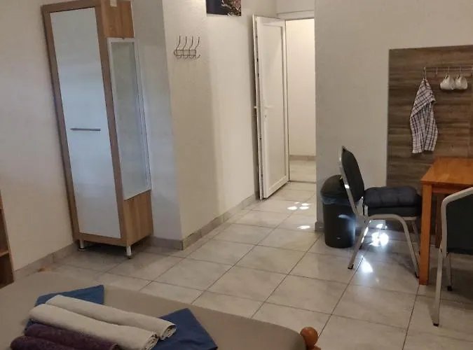 Rooms- Denis 3* سبليت