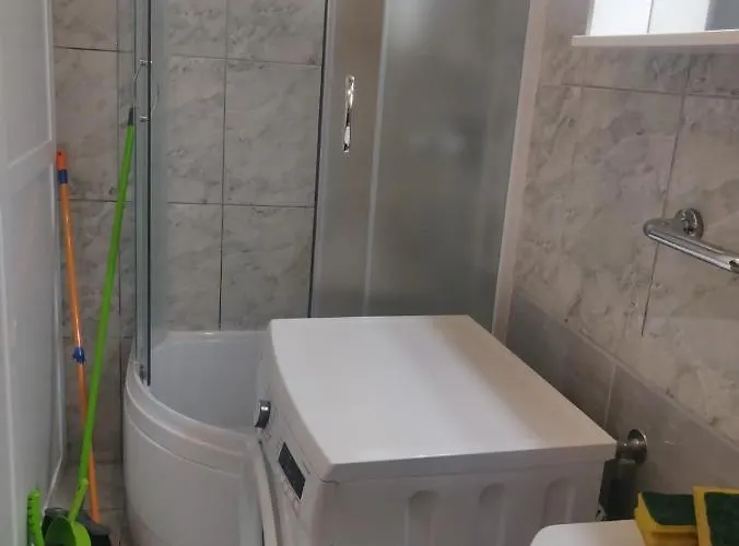 Rooms- Denis بيت ضيافة 3*