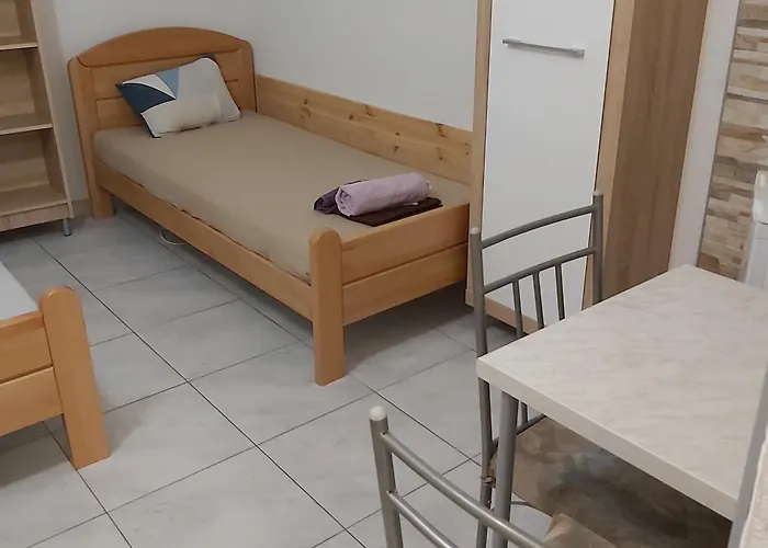 Sobe Denis 3* Split