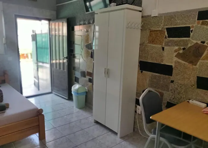 بيت ضيافة Rooms- Denis سبليت