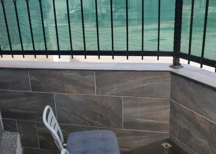 Rooms- Denis بيت ضيافة