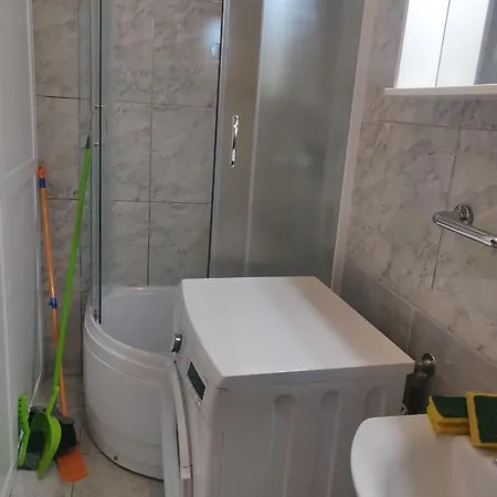 Rooms- Denis Affittacamere 3*